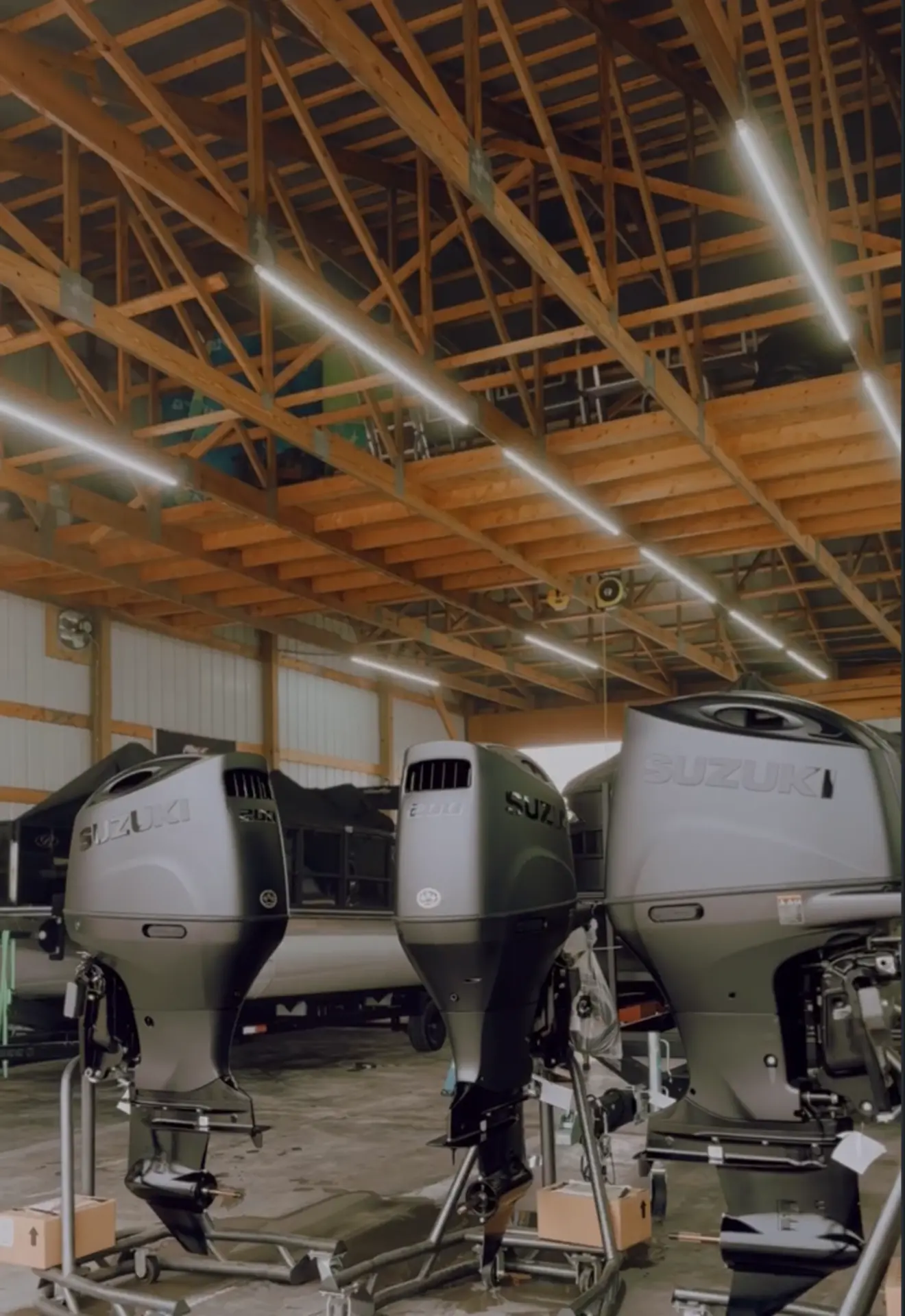 Suzuki Outboard Engine